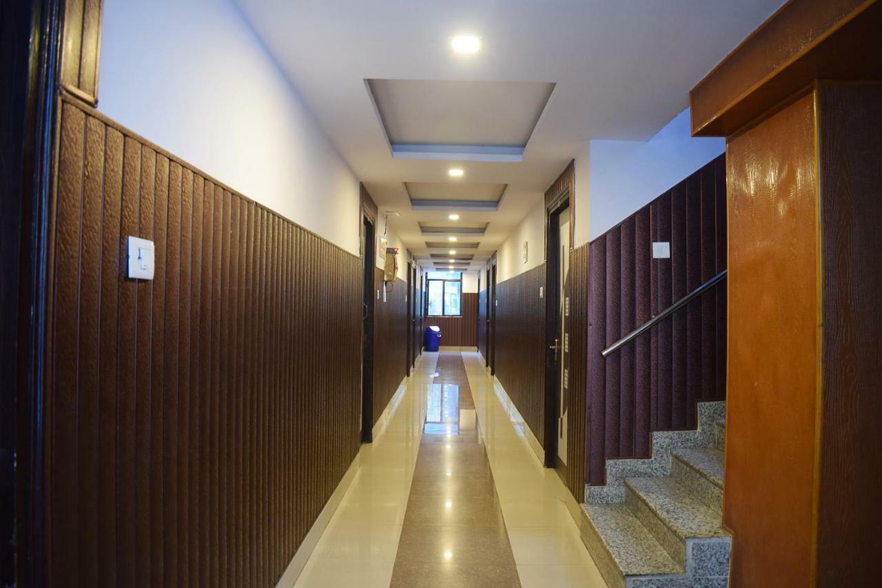Hotel Thakur Ji Haridwār Buitenkant foto